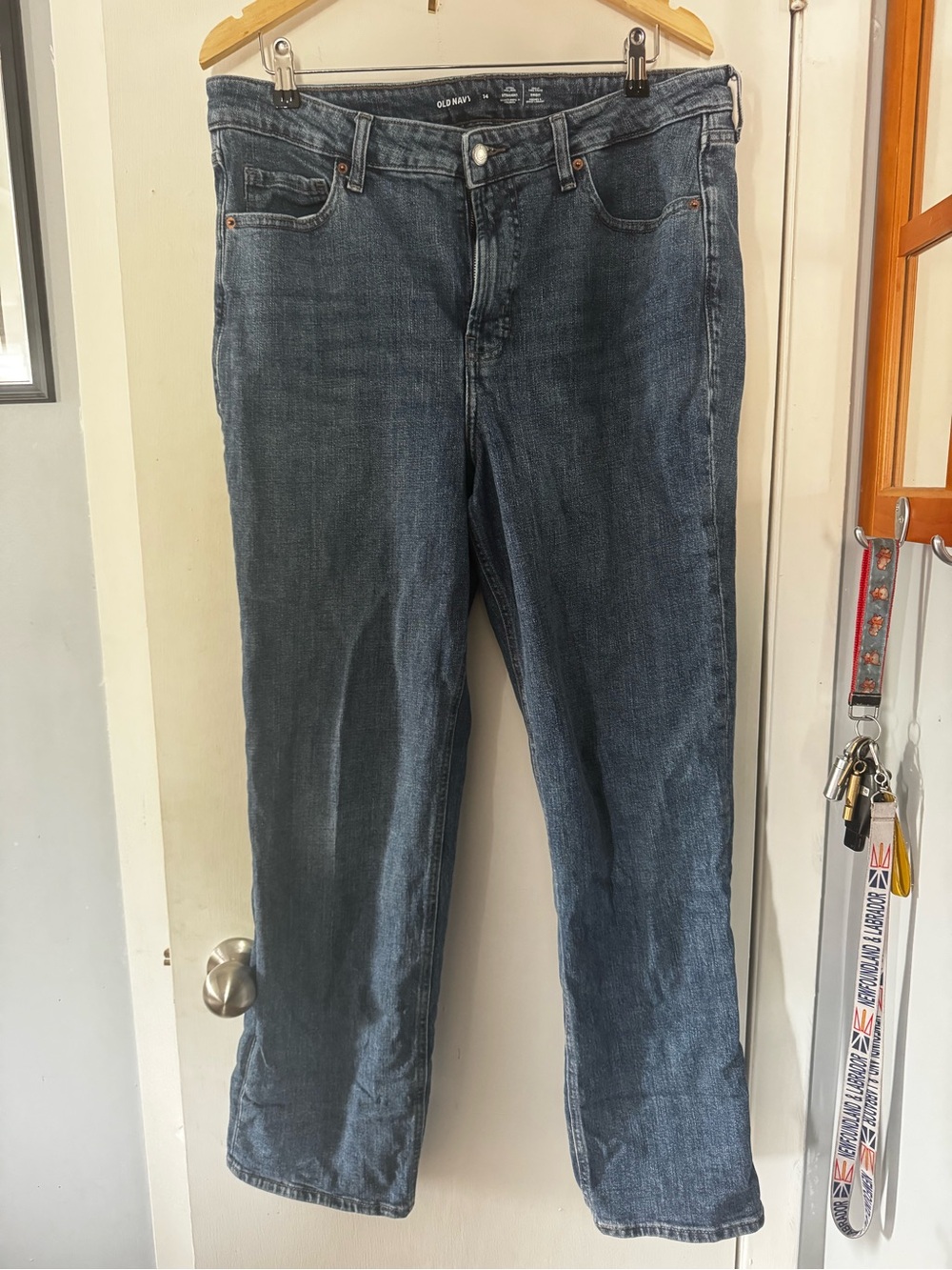 Old Navy Womand Dark Blue Straight-Leg Jeans